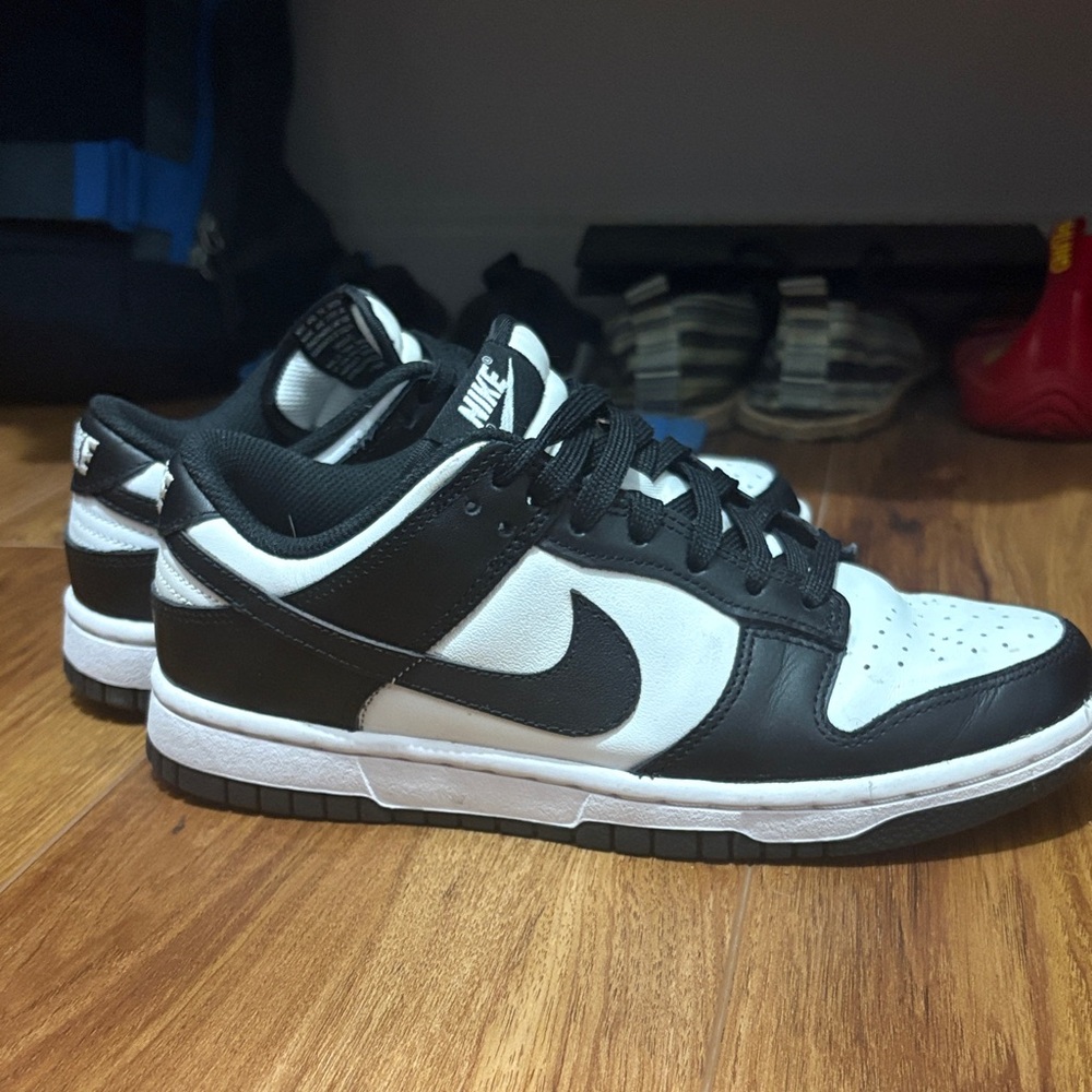 Nike Panda Dunks